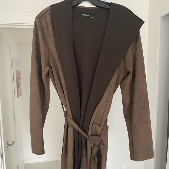 Green trench coat - Picture 2 of 3